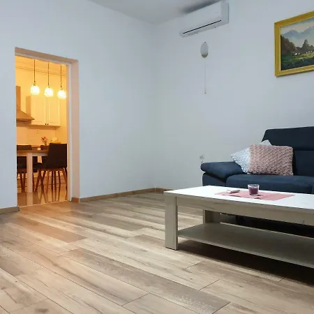 Apartmán Kristina *